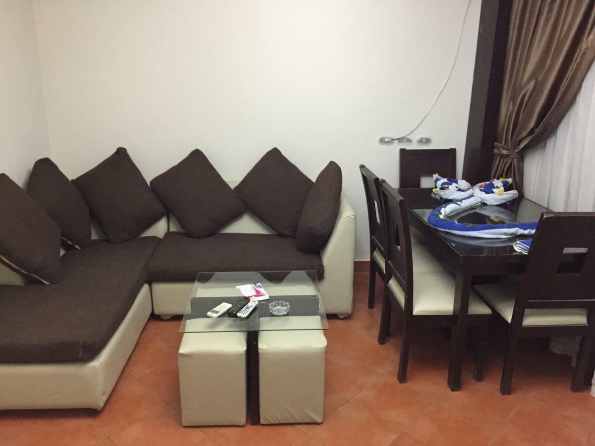 Private Chalets -Porto Sokhna Pyramids Айн Сохна Екстериор снимка