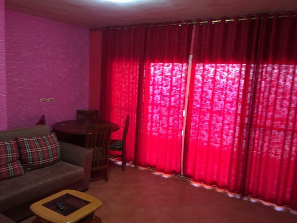 Private Chalets -Porto Sokhna Pyramids Айн Сохна Екстериор снимка