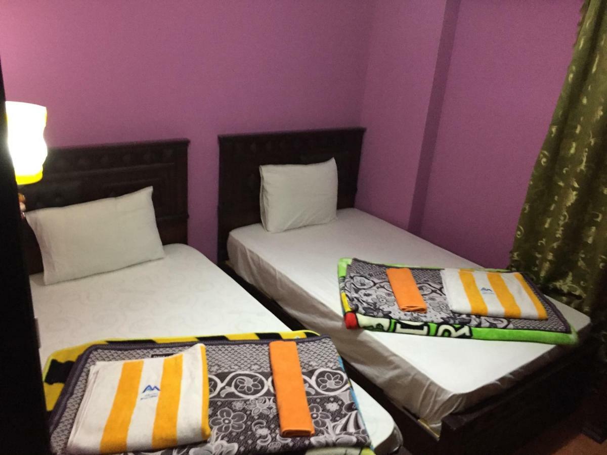 Private Chalets -Porto Sokhna Pyramids Айн Сохна Екстериор снимка