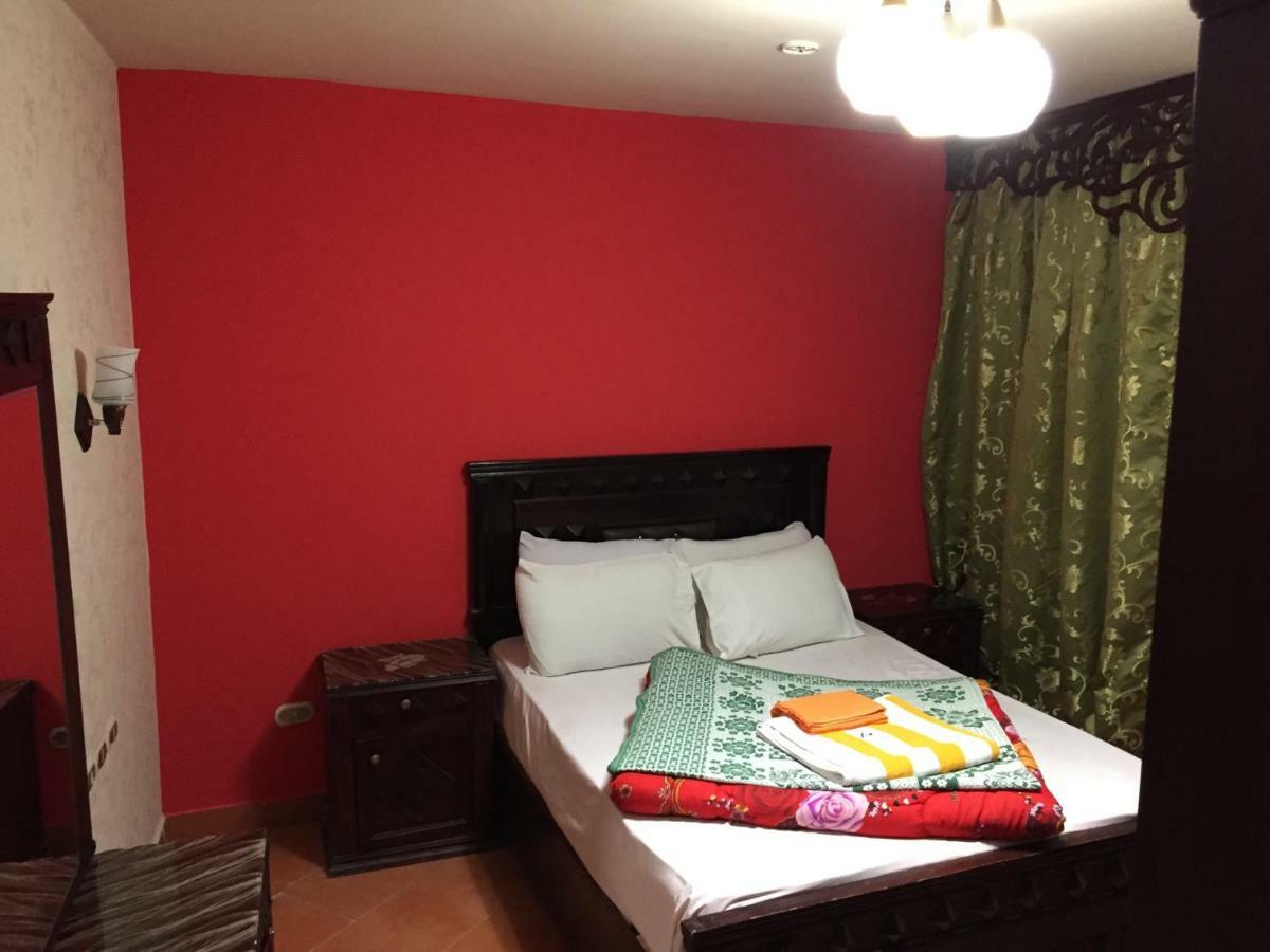 Private Chalets -Porto Sokhna Pyramids Айн Сохна Екстериор снимка